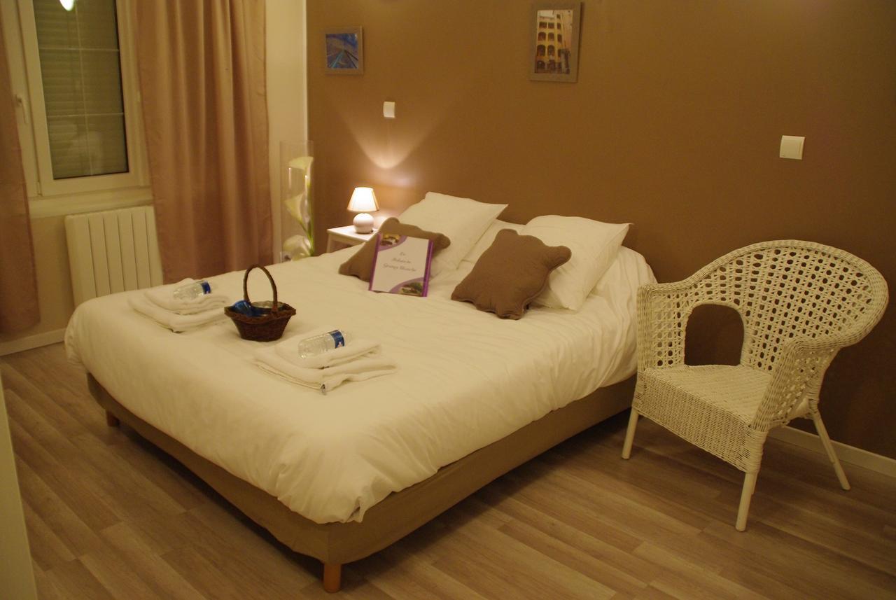 Chambres Dhotes Le Relais De Grange Blanche Lyon Exteriör bild